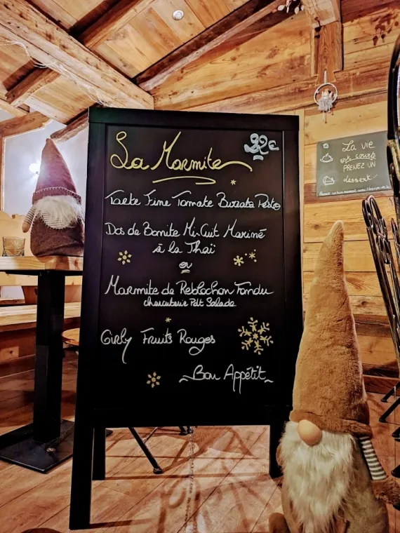 Menu du Jour 22€   ⛷  Dos de Bonite Mi-Cuit Mariné à la Thaï ⛷, Valmorel, Restaurant La Marmite